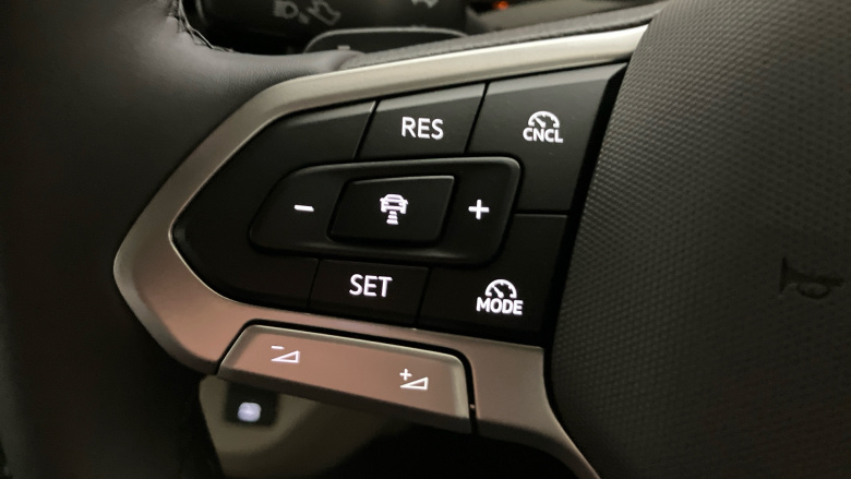 Volkswagen Multivan 1.5 TSI eHybrid Life 5dr 4MOTION DSG Estate